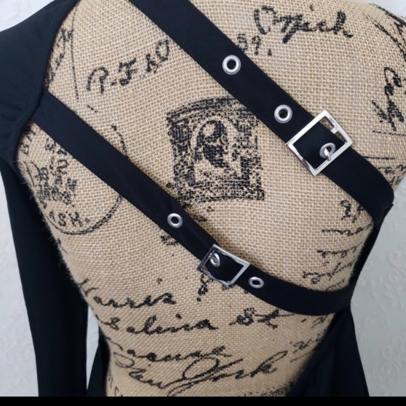 NWT PrettyLittleThing one sleeve black dress - Picture 6 of 6